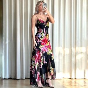 LULU’S Floral Spaghetti Strap Sleeveless V Neck Ruffle Hem maxi high low dress S